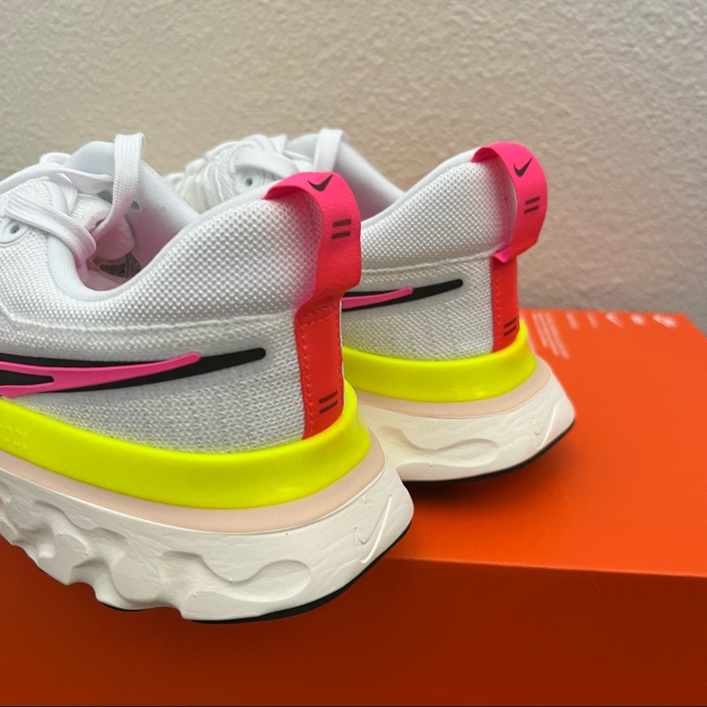 Nike React Infinity Run Flyknit 2 - Picture 6 of 7